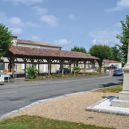 Semesterbostad Amazing In *