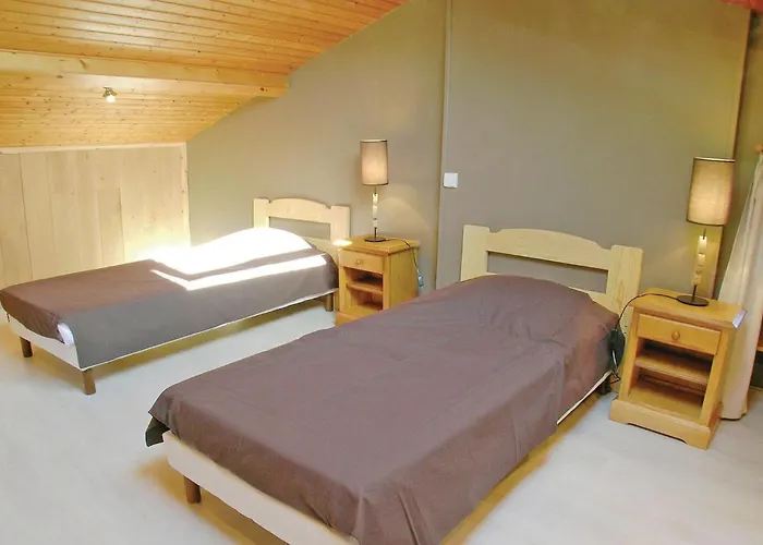 Semesterbostad Amazing In *